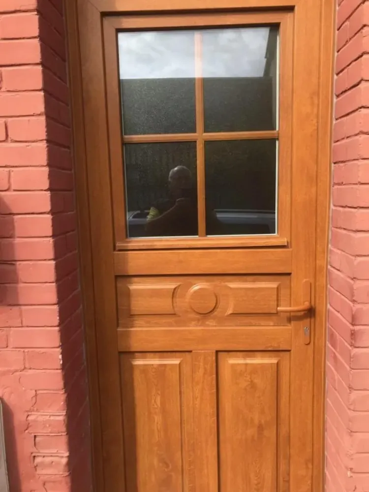 pose de porte à Vimoutiers